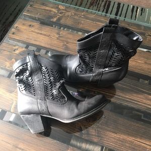 Black cutout cowboy booties